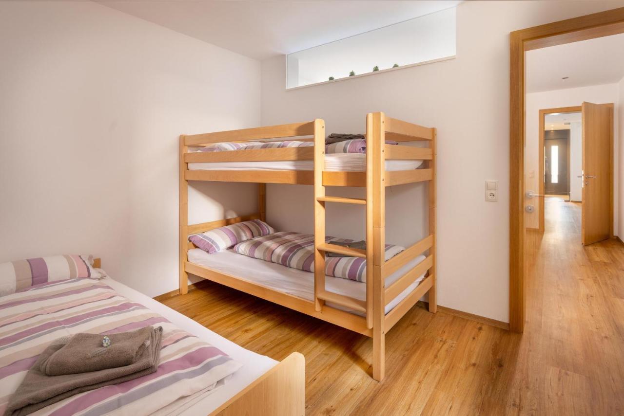 Ferienwohnung Valkastiel فاندنس المظهر الخارجي الصورة